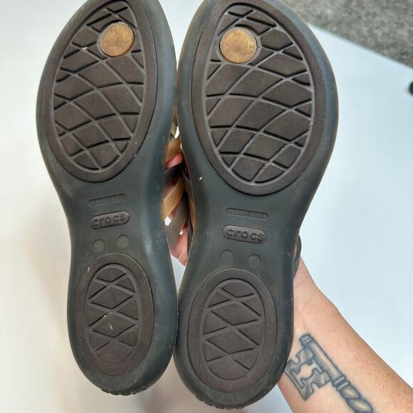 Crocs Huarache Brown Sandals - Picture 4 of 4